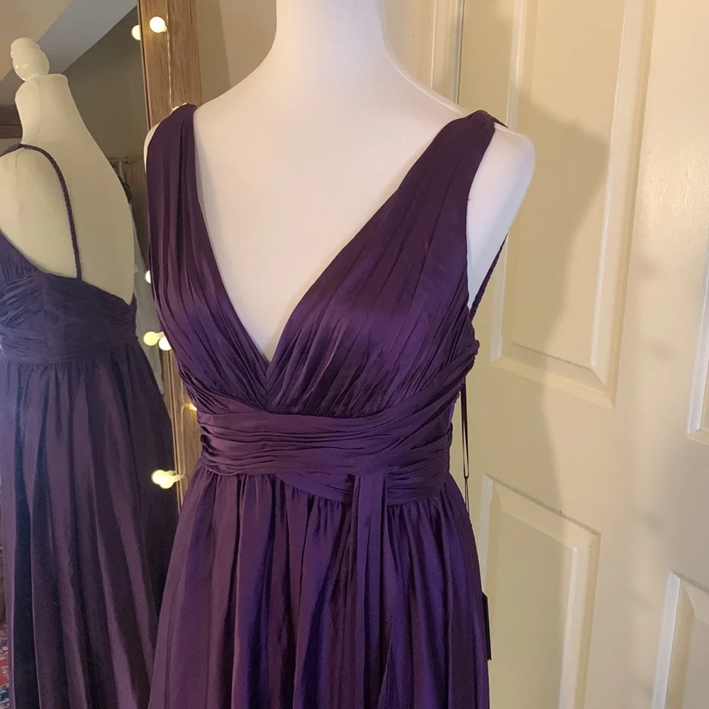 MAC DUGGAL
Ruched Top Satin Pleated Tea Length Dress - Picture 4 of 16